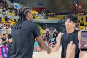 战报：格林大胜陈泽文，总分100-51