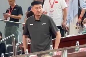 强强对话激烈上演！中国女篮尼日利亚女篮对位战，杜锋见证巅峰对决
