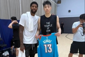 战报：乔治指导江林俊