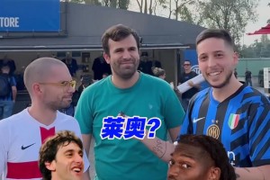 频频摇头