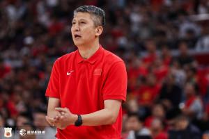 世界篮球排名：中国男篮降至第30位，亚洲排名第五；美国、德国、塞尔维亚位列前三