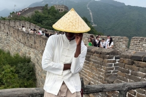迪班萨回顾其中国之旅：起初我对一切模糊不清，来中国后视野变得清晰了