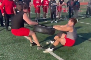 美媒图文恶搞：76人队谁将完成最后一投？