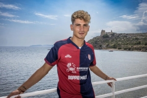 亚特兰大寻求引进埃斯波西托，卡利亚里索价2000万欧